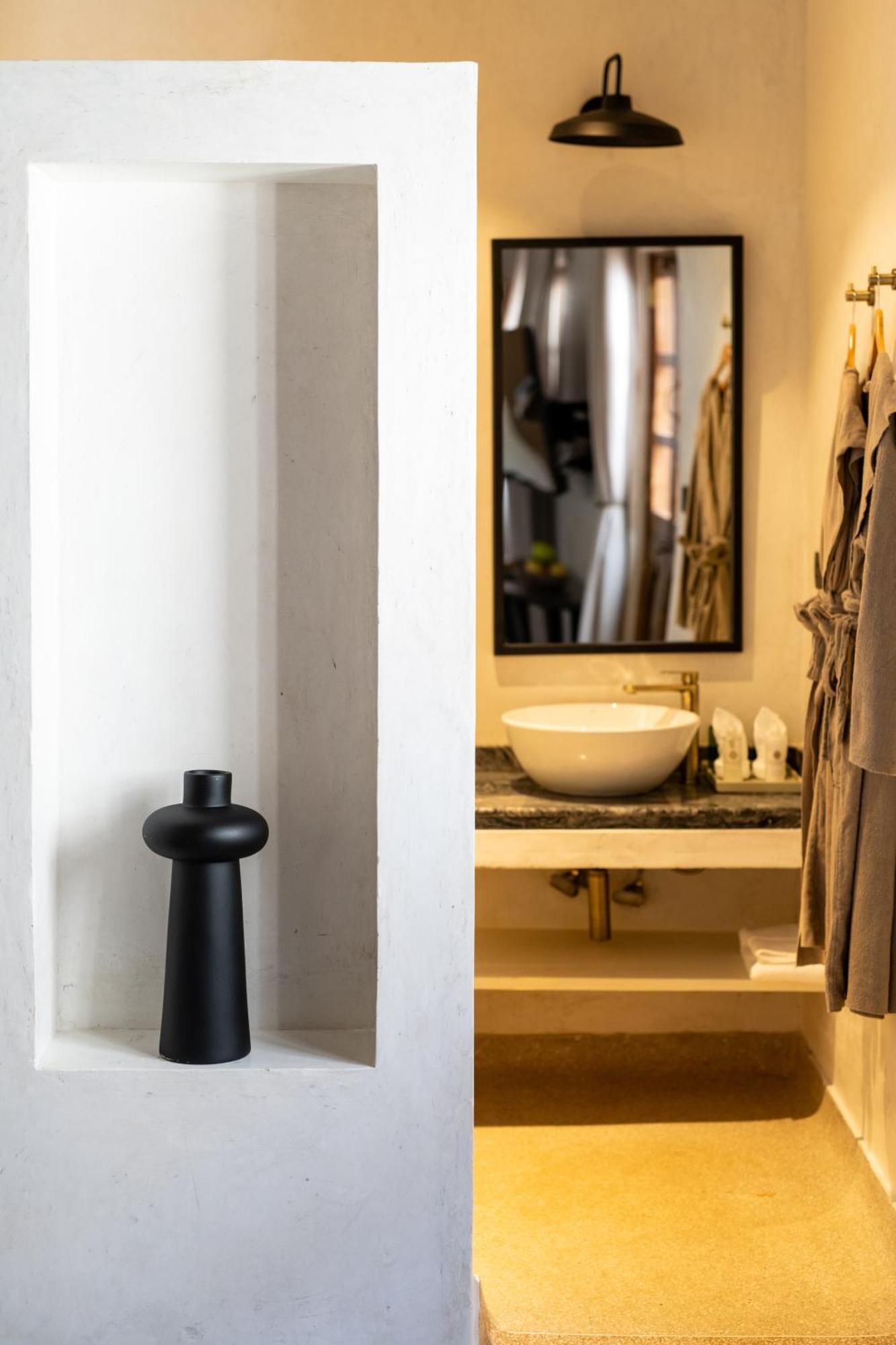Szálloda The Neela Boutique Stone Town 5*
